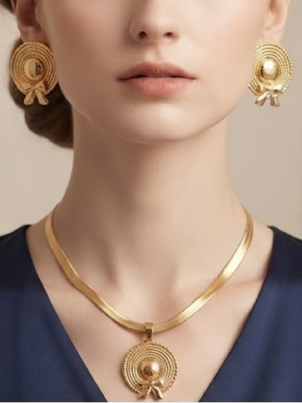 Elegant Gold Disc Pendant Necklace and Earrings Set